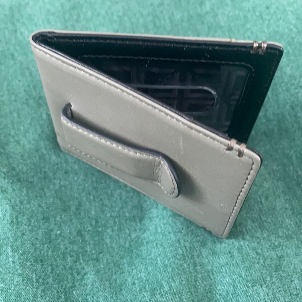Lodis Accessories Bi-Fold Money Clip